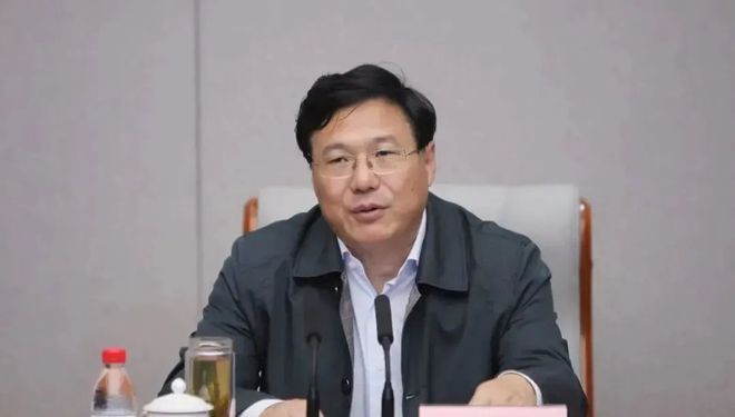 吴存荣被查，正部级官员的腐败代价